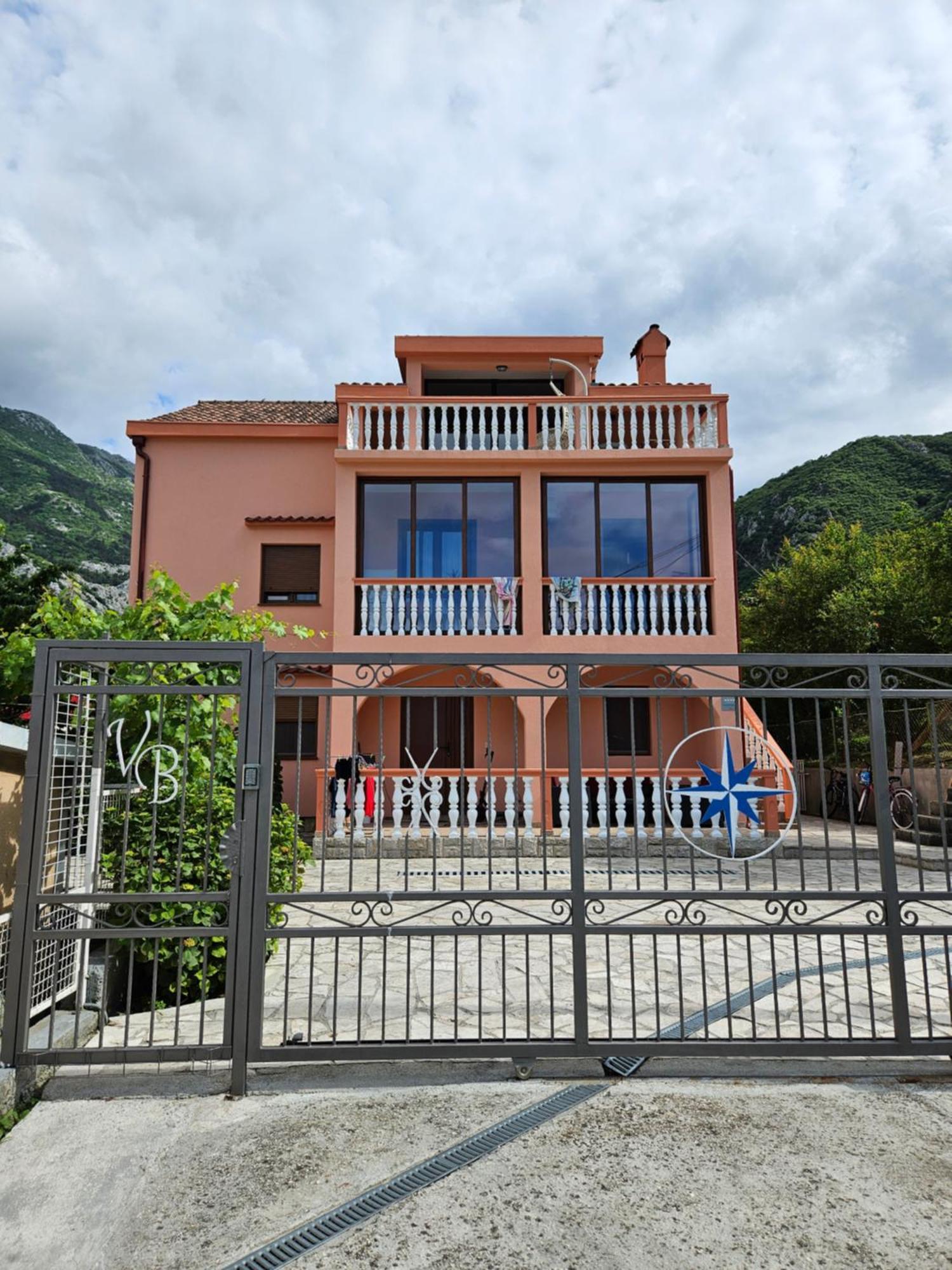 Apartment Vento Di Bocche III Kotor Luaran gambar