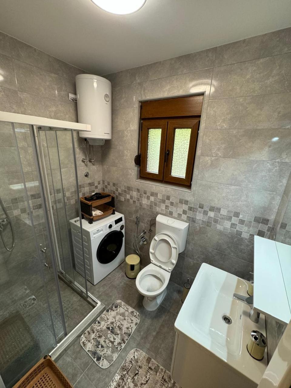 Apartment Vento Di Bocche III Kotor Luaran gambar